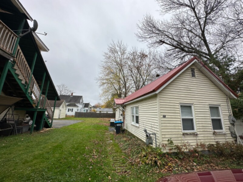 88 Oak St Unit 1, Old Town, ME 04468 Apartment for Rent in Old Town