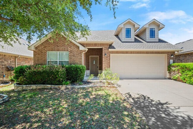 Foto del edificio - 2417 Chimney Rock Rd