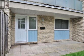 Building Photo - 35 Breckenridge Dr