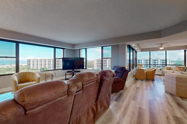 Foto del edificio - 5780 Midnight Pass Rd