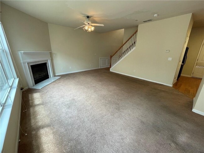 Building Photo - 217 Cavendar Way