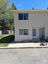 Building Photo - 1000 Indian Hills Dr