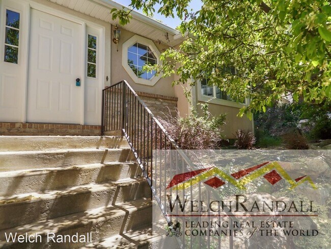 Foto del edificio - 4 br, 3.5 bath House - 5848 Oakwood Dr