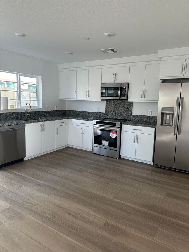 Foto del edificio - 3 Bedroom 2.5 Bath New build home in Highgrove!