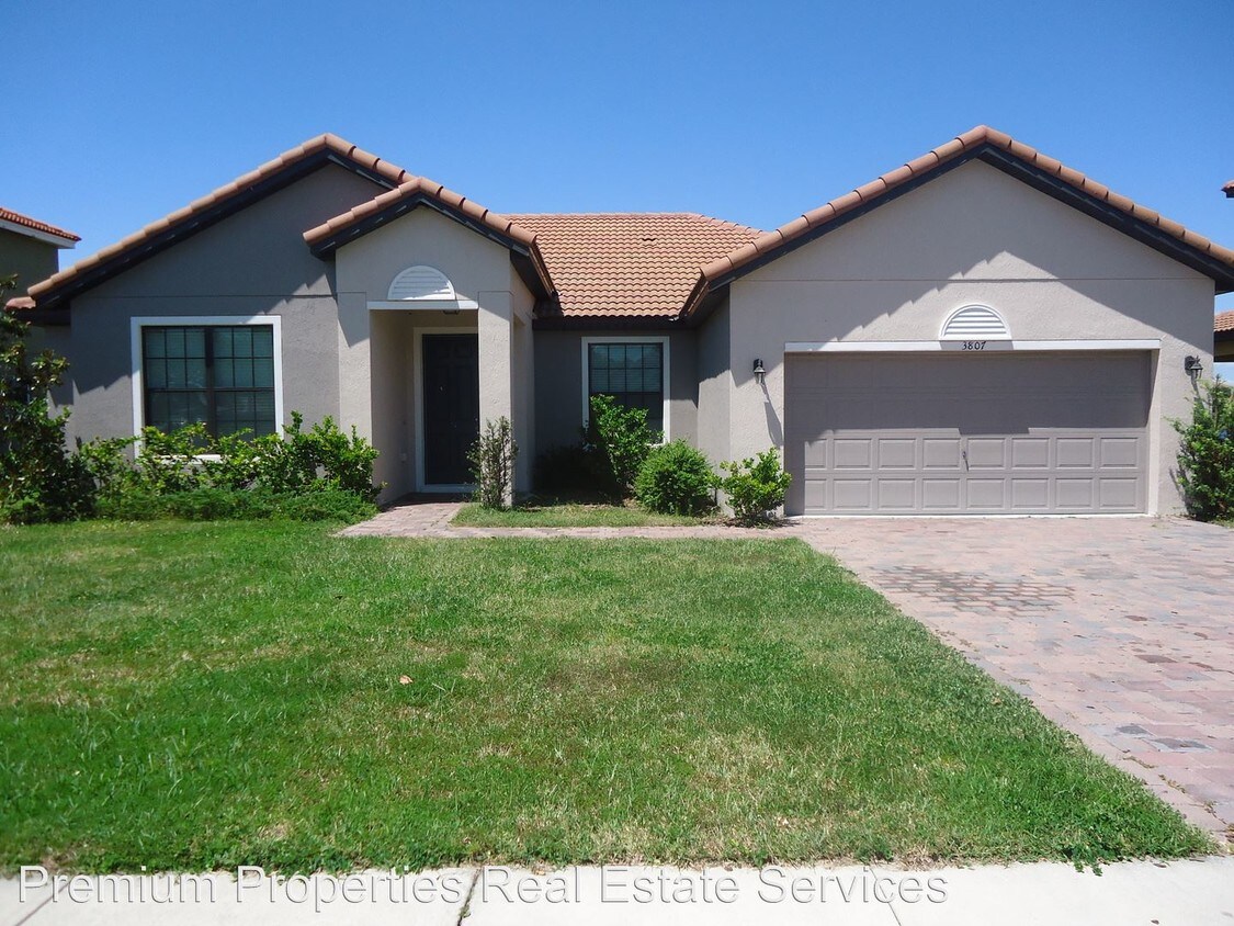 3807 Shoreview Dr, Kissimmee, FL 34744 House for Rent in Kissimmee, FL