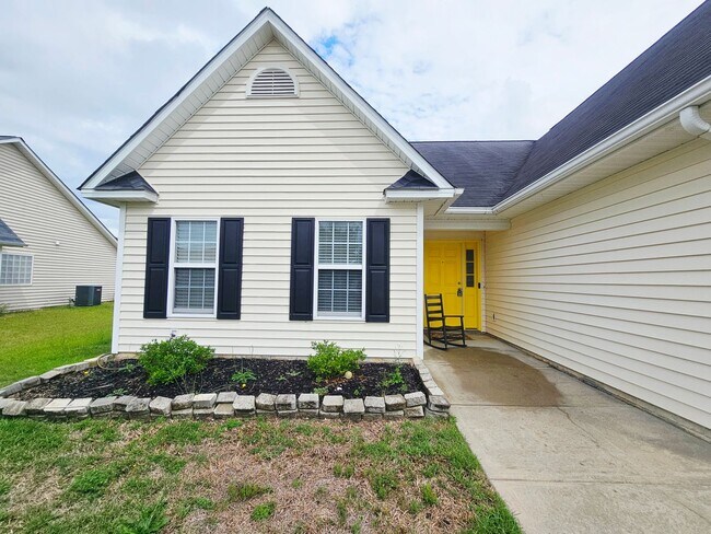 Building Photo - Neighborhood In Hoke County With Amenities