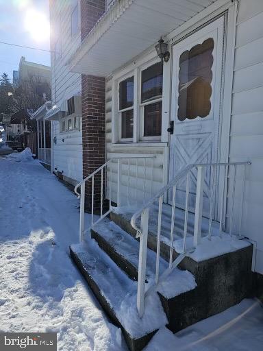 Building Photo - 200-202-202 W Bertsch St