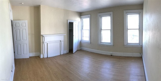 Building Photo - 4547 Friendship Ave