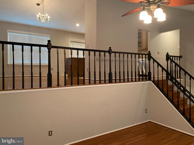 Building Photo - 56 McPherson Cir