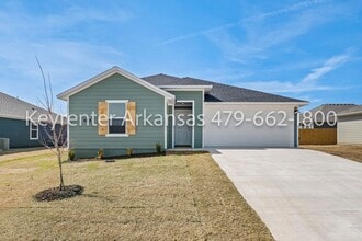 Building Photo - 530 Mac St