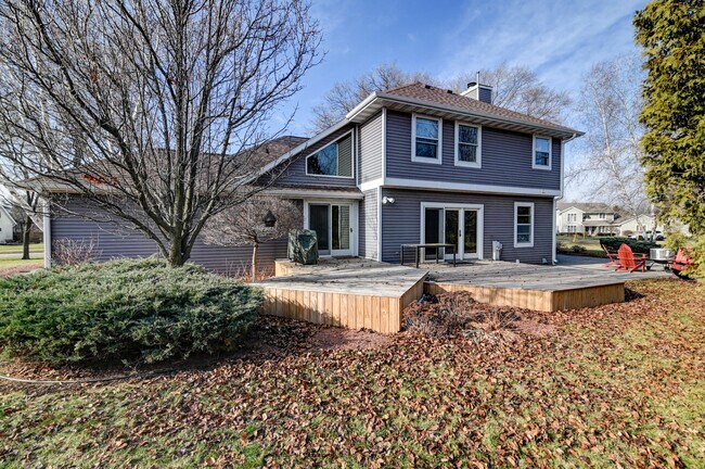 Building Photo - 1008 Thornecrest Dr
