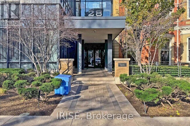 Building Photo - 28 Linden St