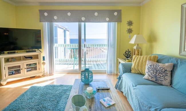TIME TO SECURE A PROPERTY FOR THE FALL OF ... - TIME TO SECURE A PROPERTY FOR THE FALL OF ... Apartment