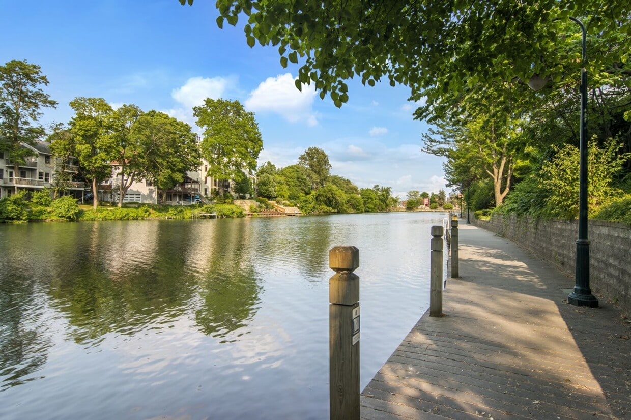 Foto principal - Pet-Friendly 30-Day Rental – Downtown Wate...