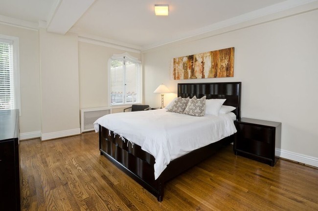 Foto del edificio - 2677 Larkin St