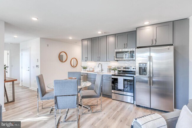 Foto del edificio - 1344 N Marston St