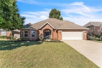 Building Photo - 5703 W Casey Dr