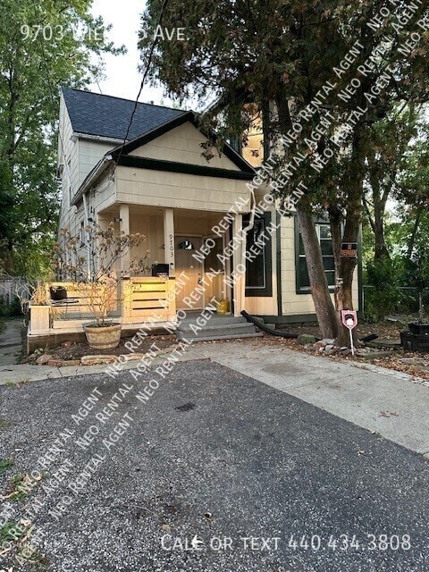 Foto del edificio - 9703 Willard Ave