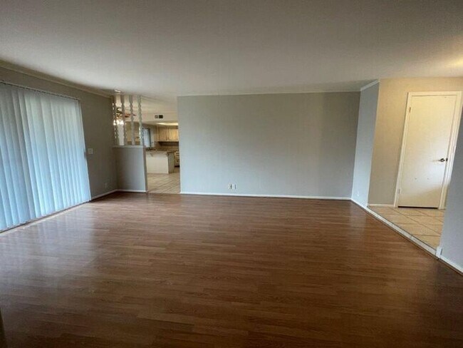 Foto del edificio - 701 W Vaughn St