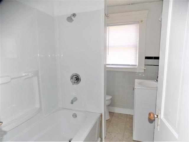 Foto del edificio - 829 N Main Ave