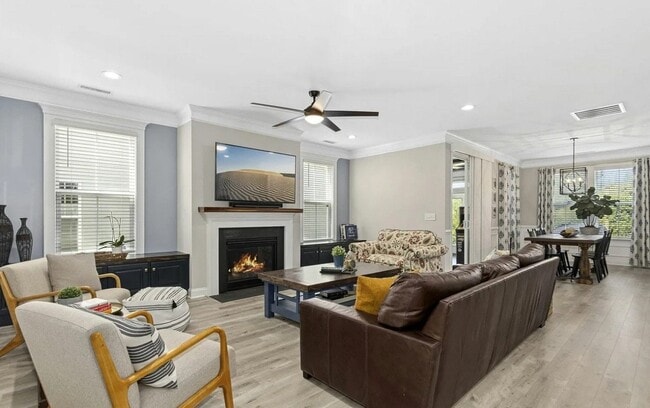 Foto del edificio - 1103 Pondfield Wy