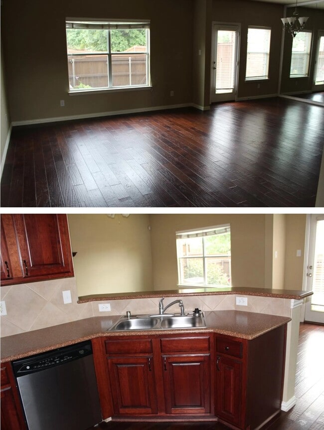 Building Photo - 8704 Manhattan Ave