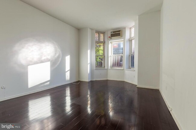 Foto del edificio - 2137 Spruce St