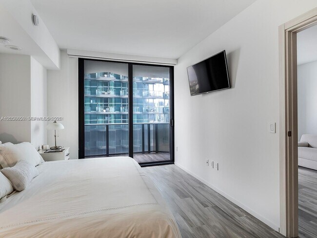 Foto del edificio - 801 S Miami Ave