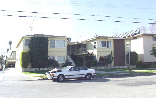Building Photo - 3721-3727 Dunn Dr