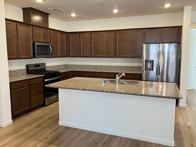 Foto del edificio - 1977 Apiary Wy