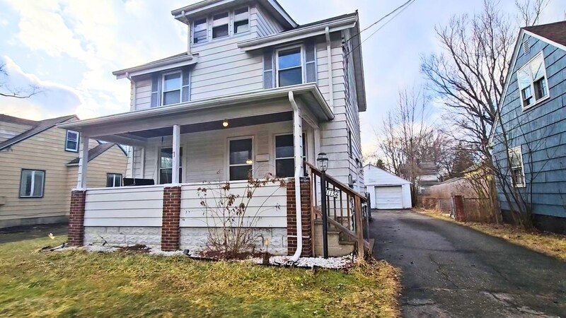 Primary Photo - 1156 Hazelwood Ave SE