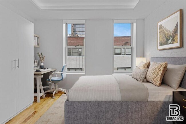 Building Photo - 3 bedroom in NEW YORK NY 10128