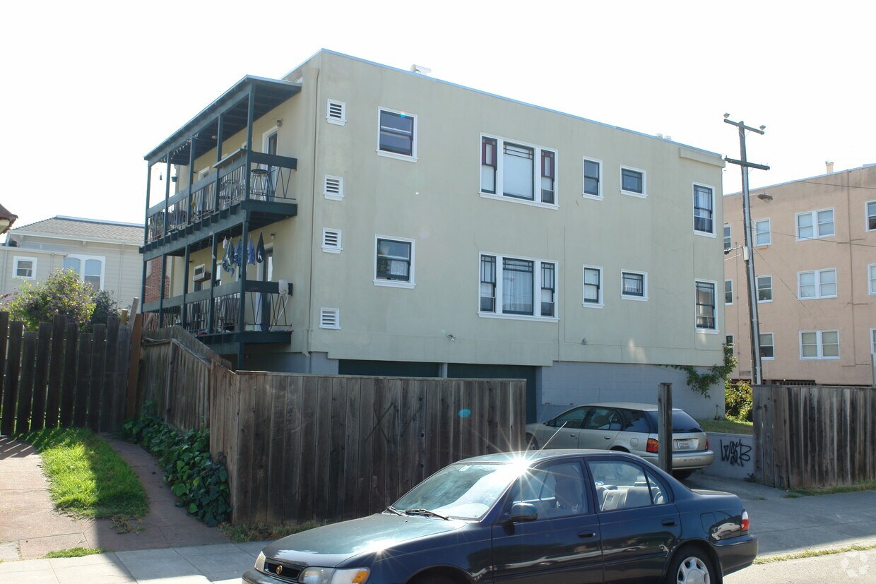 Primary Photo - 1239 Berkeley Way