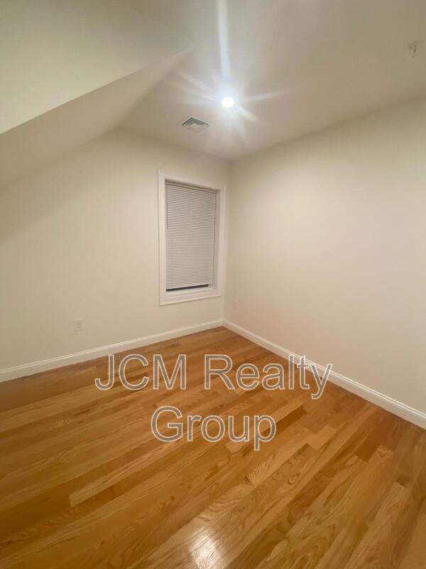 Foto del edificio - 300 Washington St