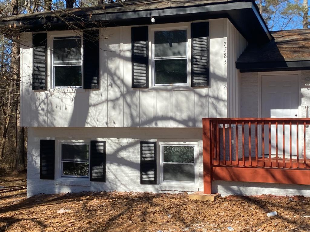 Primary Photo - 7585 Westbridge Rd