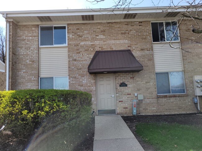 Building Photo - 1445 Vista Walk