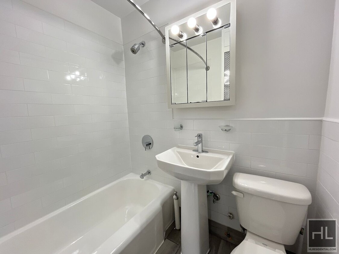 Building Photo - SECOND AVENUE