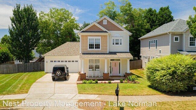 Foto del edificio - 20448 Greenway Heights Dr