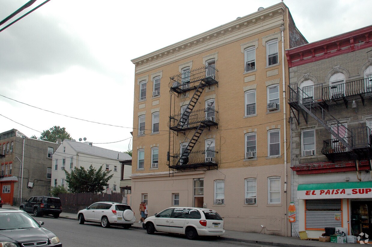 121 3rd St, Passaic, NJ 07055 Apartments in Passaic, NJ