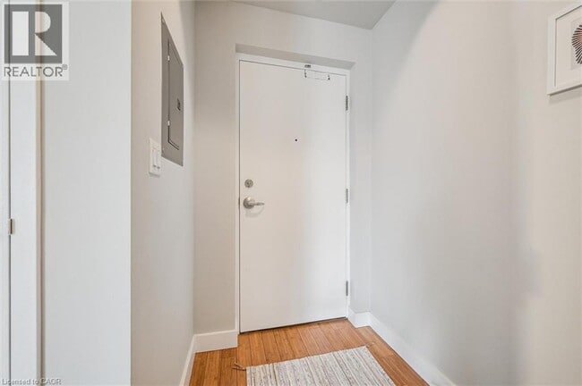 Photo du bâtiment - 36 Regina St N