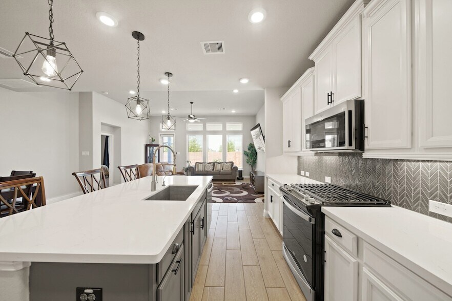 Foto principal - 1735 Harvest Lake Dr