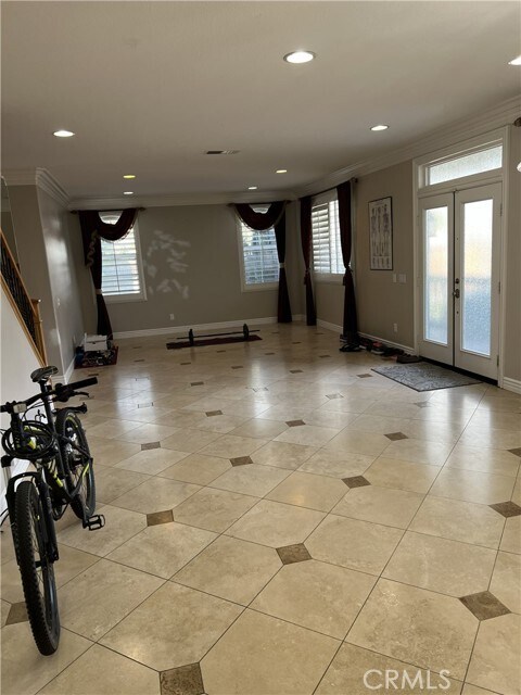 Building Photo - 45009 Oakford Ct
