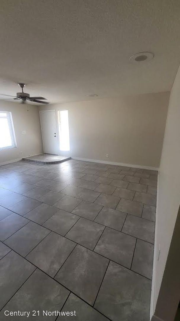 Building Photo - 2 br, 2 bath House - 5122 W Wood Dr