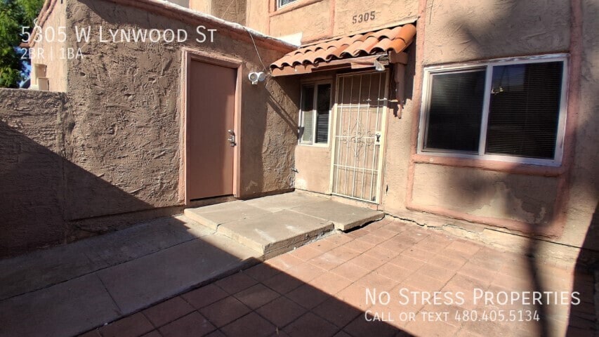 Photo - 5305 W Lynwood St-