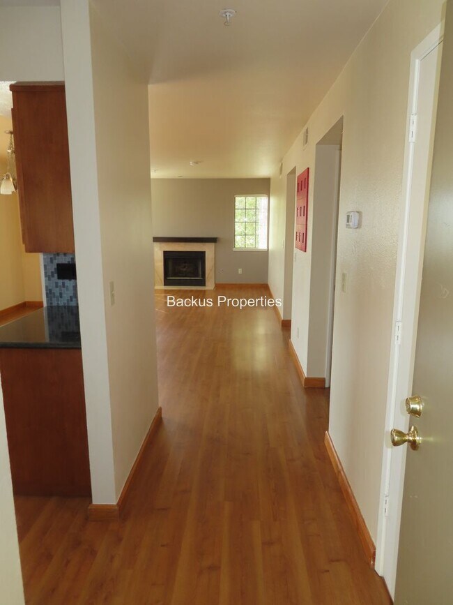 Foto del edificio - 530 Pheasant Ridge Rd