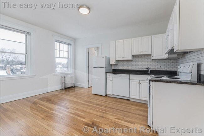 Building Photo - 30 Langdon St