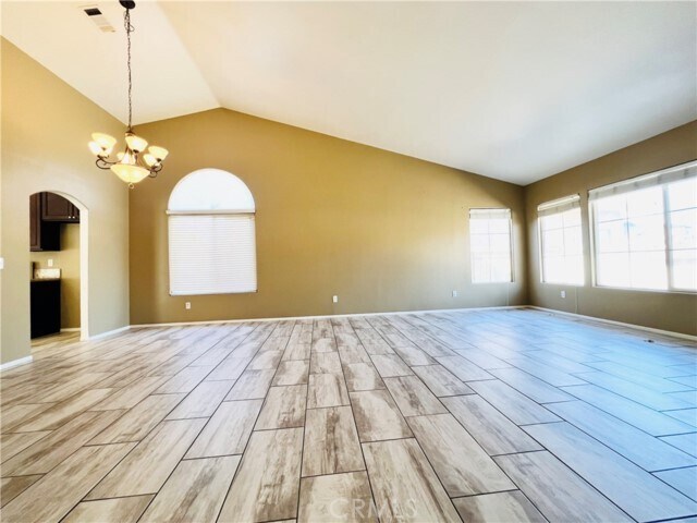 Foto del edificio - 1046 Sycamore Ln