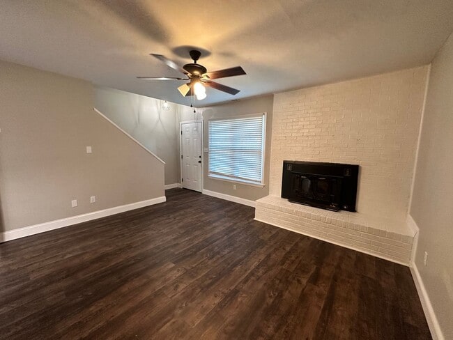 Building Photo - Exclusively Offered by Muse Realty, LLC.