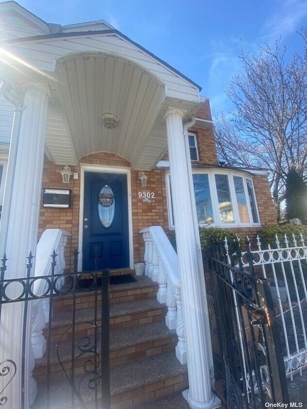 9302 74th Pl, Queens, NY 11421 House for Rent in Queens, NY