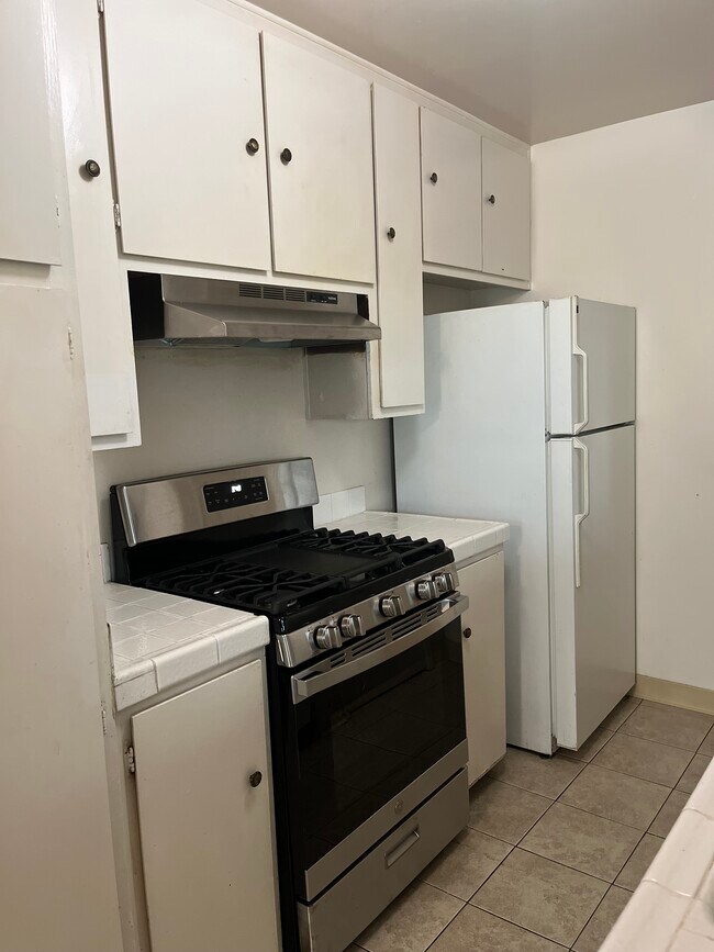 309 Harding Blvd Unit 2, Roseville, CA 95678 Condo for Rent in Roseville, CA